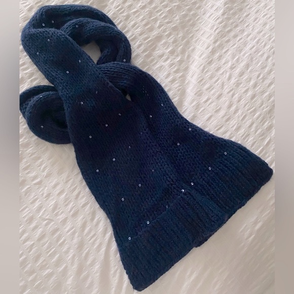 DKNY Cashmere scarf - Picture 3 of 5